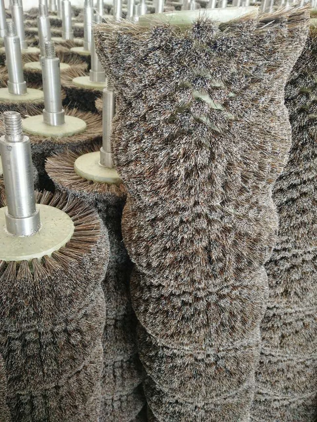 弧形馬尾拋光毛刷輥毛刷生產加工制作廠家產品圖片